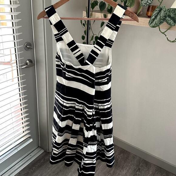 Banana Republic Striped Pleated Fit and Flare Mini Dress Size 10P - Picture 3 of 5